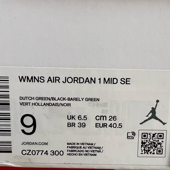 Jordan 1 Mid SE “Lightbulb” - Picture 8 of 10